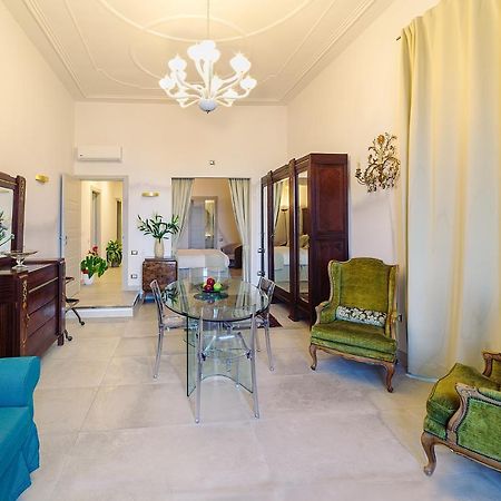 Waterfront Suites Cagliari Exterior foto